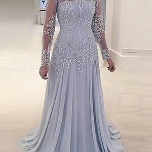 Blue Wedding Dress with Elegant Silhouette